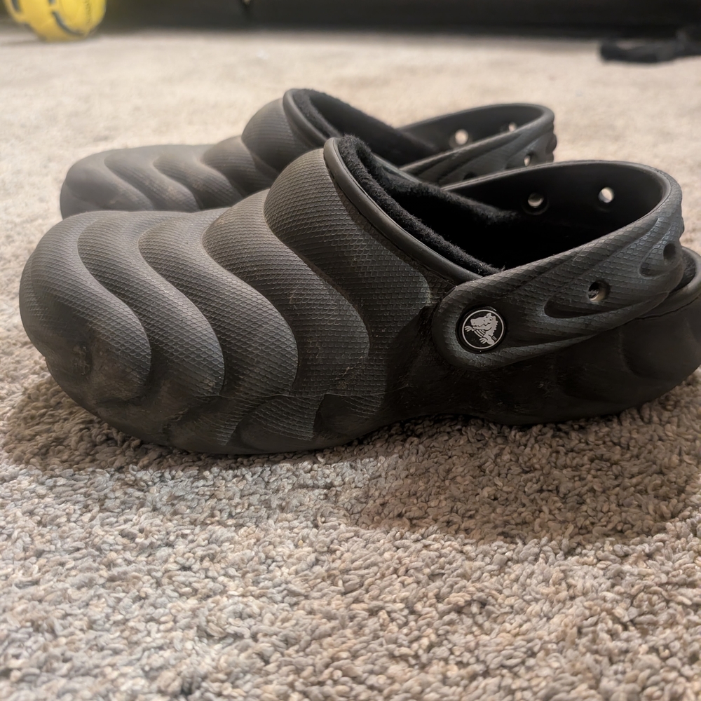 CROCS Black Men's Loafers & Slip-Ons